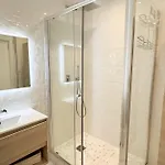 Ref 1337 - Sea View דירה *