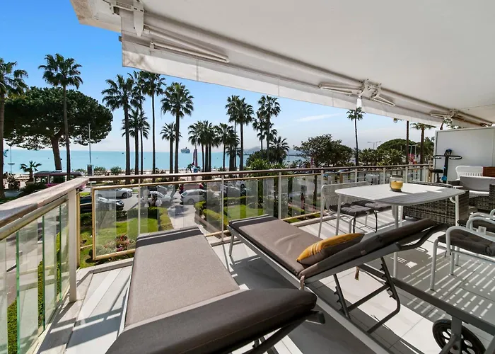 Apartment Ref 1337 - Croisette - Sea View For Rent *